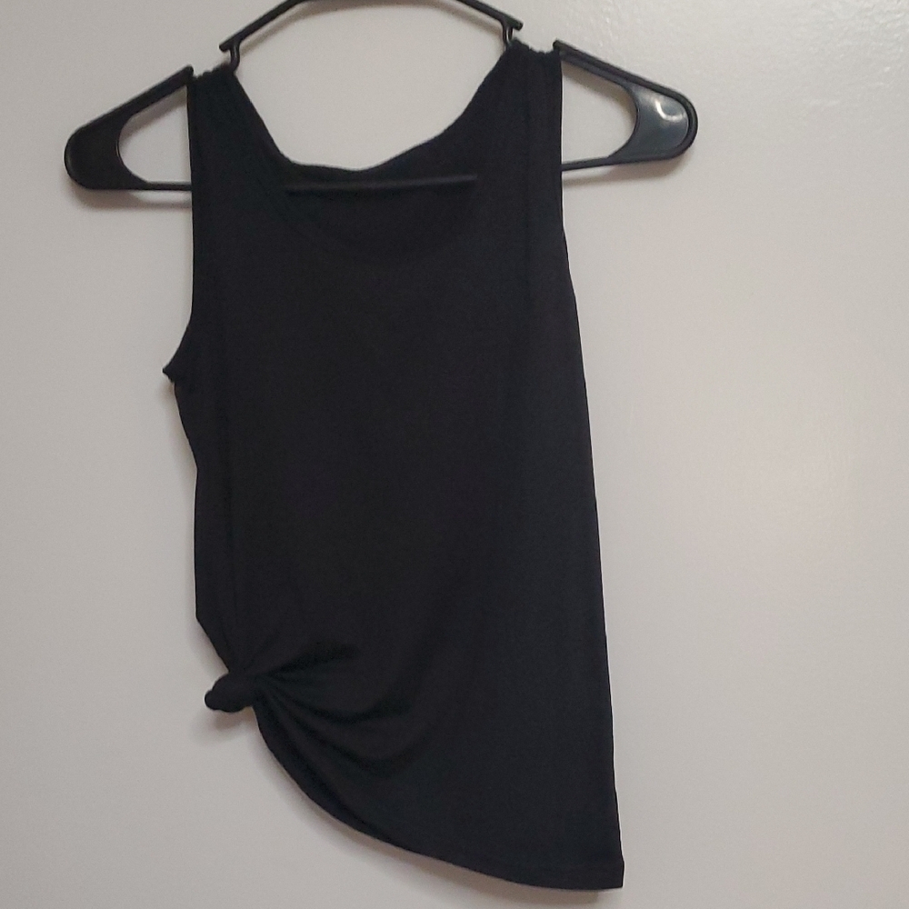 Black Sleeveless Women's Top
